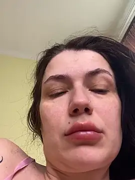 Cutee Erika online show from 13, 5, 2026