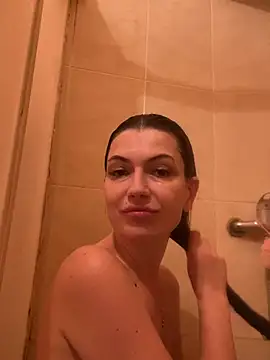 Cutee Erika online show from 9, 7, 2026