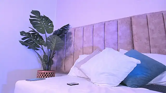 AgathaSavage online show from 3, 4, 2026