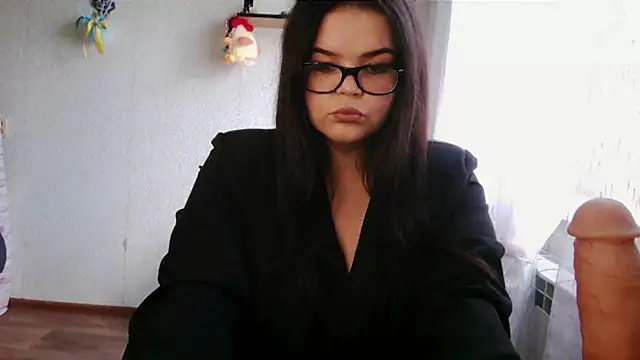 ElizaMoon01   online show from 4, 6, 2026