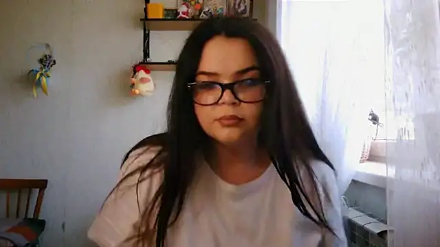 ElizaMoon01   online show from 3, 6, 2026