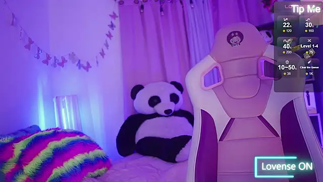 nahomy 2308 online show from 17, 4, 2026