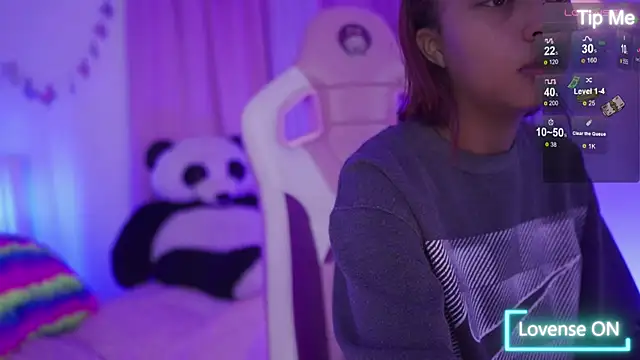 nahomy 2308 online show from 16, 4, 2026