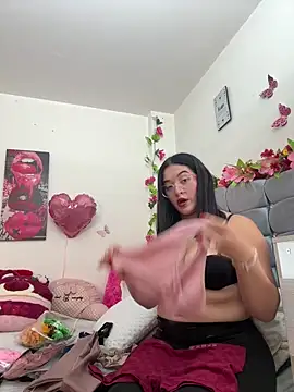 Isabella Roses  online show from 17, 4, 2026