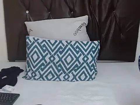 Thickleex22 online show from 12, 3, 2026