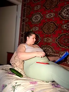 Snapshot of Nenssy555 chatting on 25, 5, 2026 Nenssy555 online show from 25, 5, 2026