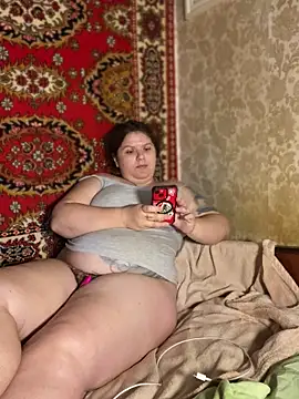 Snapshot of Nenssy555 chatting on 19, 6, 2026 Nenssy555 online show from 19, 6, 2026