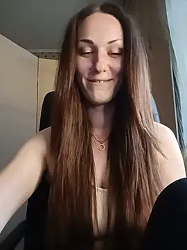 Snapshot of LunaCrystall chatting on 23, 5, 2026 LunaCrystall online show from 23, 5, 2026