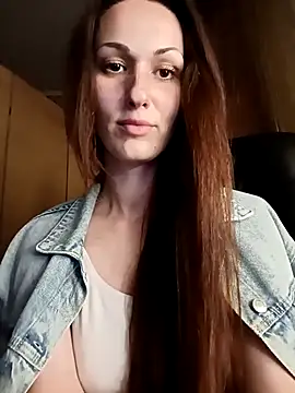 LunaCrystall online show from 3, 4, 2026