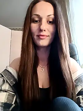 Snapshot of LunaCrystall chatting on 22, 4, 2026 LunaCrystall online show from 22, 4, 2026