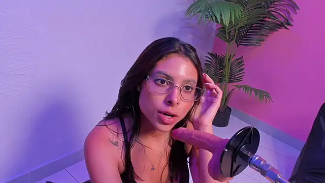Lia owenss online show from 27, 5, 2026