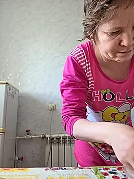  LOLA-LOLA  online show from 5, 4, 2026