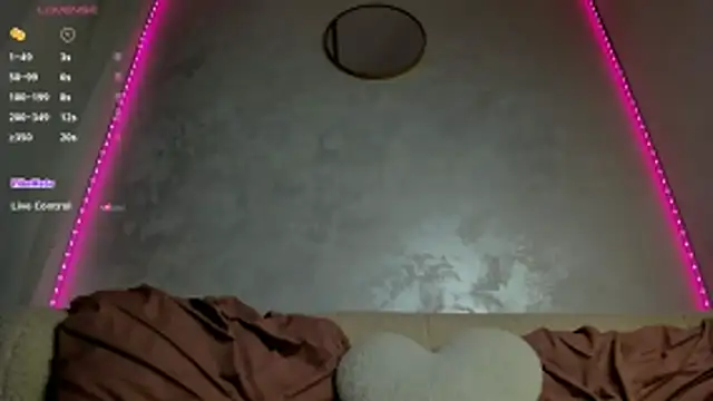Snapshot of IvyTease_ chatting on 17, 5, 2026 IvyTease online show from 17, 5, 2026