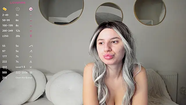 IvyTease  online show from 23, 3, 2026