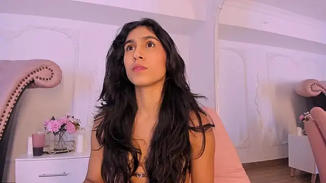 LucianaBlanco  online show from 3, 5, 2026