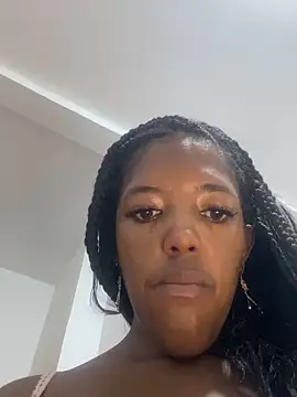 Snapshot of Brenda_hot27 chatting on 30, 5, 2026 Brenda hot27 online show from 30, 5, 2026