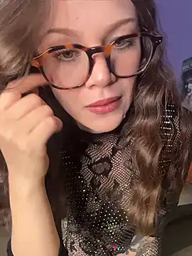 Tallulah Kinky online show from 5, 6, 2026