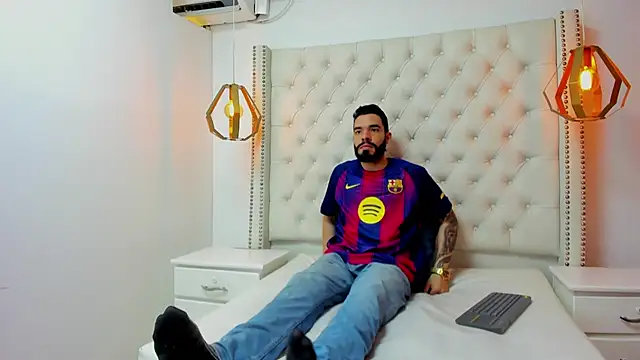 JEAN LEWIS2 online show from 25, 4, 2026