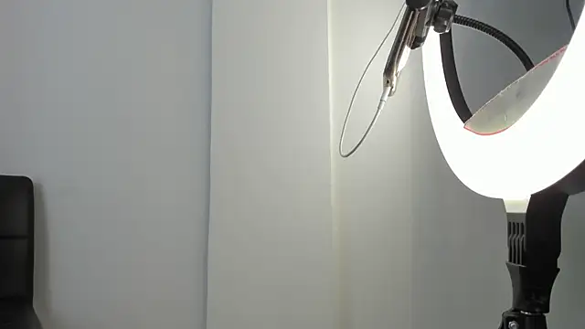 Snapshot of Madissonbeer_ chatting on 4, 6, 2026 Madissonbeer online show from 4, 6, 2026