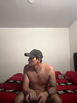 Snapshot of katyyanddixon chatting on 30, 4, 2026 katyyanddixon online show from 30, 4, 2026