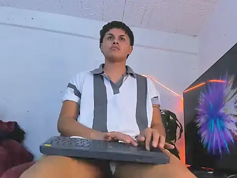 santy bosy online show from 11, 3, 2026