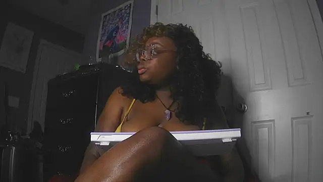 Snapshot of UriUniverse69 chatting on 16, 5, 2026 UriUniverse69 online show from 16, 5, 2026