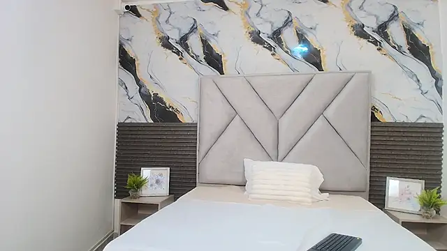 Sara Duboiss online show from 11, 3, 2026