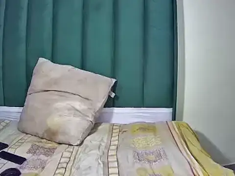 Cocoa-Honey12 online show from 18, 4, 2026