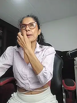 Snapshot of Antonella_Rizzo01 chatting on 30, 5, 2026 Antonella Rizzo01 online show from 30, 5, 2026