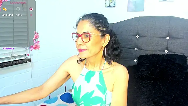 Snapshot of Antonella_Rizzo01 chatting on 22, 5, 2026 Antonella Rizzo01 online show from 22, 5, 2026