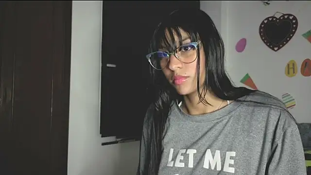 PaulaCutexs online show from 1, 4, 2026