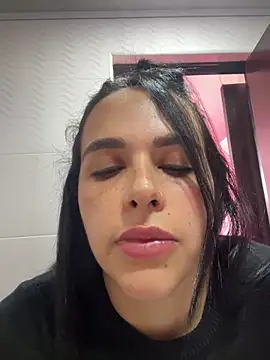 leila moretti online show from 27, 3, 2026