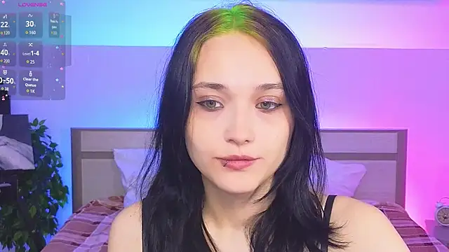 Snapshot of DarcyBlackwood chatting on 13, 4, 2026 DarcyBlackwood online show from 13, 4, 2026