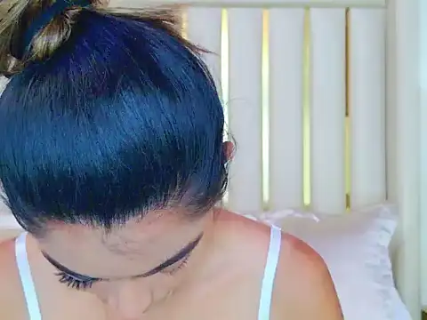 AnnieDesire online show from 20, 4, 2026