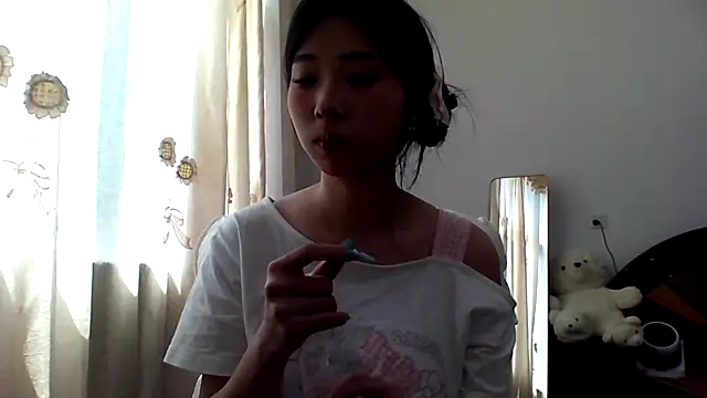 yiyibaby2026 online show from 9, 4, 2026