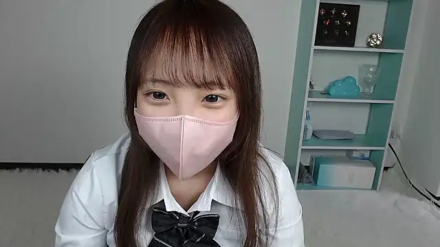 mayu nyann online show from 11, 4, 2026