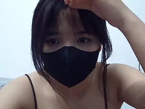 VyVy18 online show from 16, 4, 2026