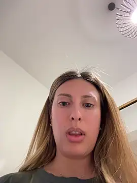EvaRyen  online show from 13, 5, 2026