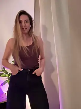EvaRyen  online show from 6, 4, 2026