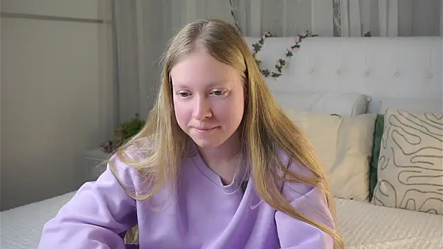 LashandaDevoto online show from 22, 3, 2026