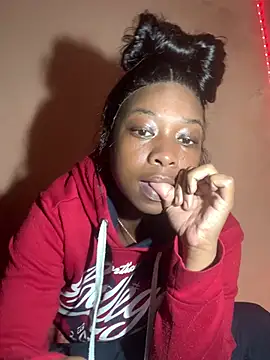 Snapshot of Caramel_Beauty chatting on 13, 5, 2026 Caramel Beauty online show from 13, 5, 2026