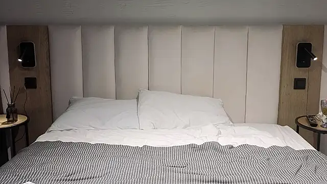 Emma  21 online show from 12, 3, 2026