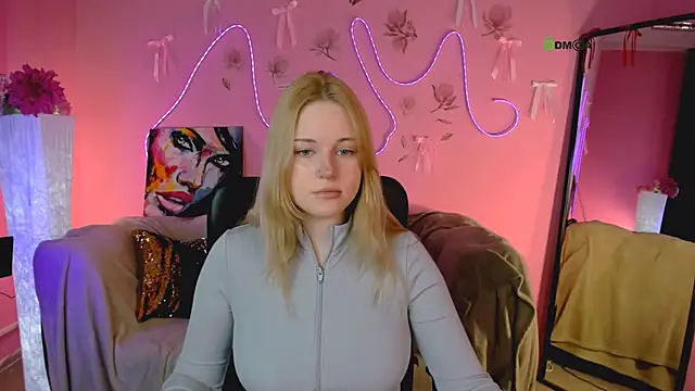 trixy melison online show from 28, 4, 2026