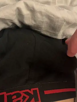 Cumvirgin6999 online show from 17, 4, 2026