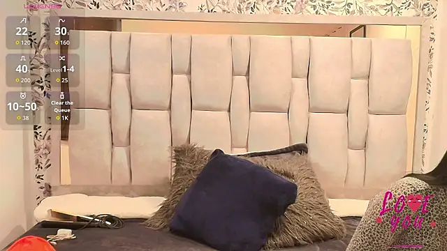 Abril Fox   online show from 18, 3, 2026