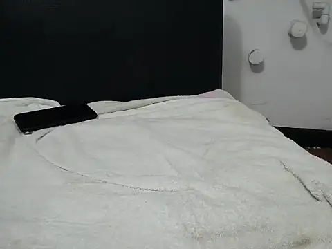 Snapshot of pervertt_sussy chatting on 7, 6, 2026 pervertt sussy online show from 7, 6, 2026