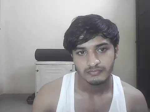 Snapshot of adithya123h chatting on 4, 5, 2026 adithya123h online show from 4, 5, 2026