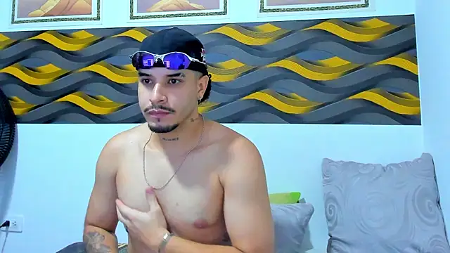 Leon Hotx online show from 25, 3, 2026