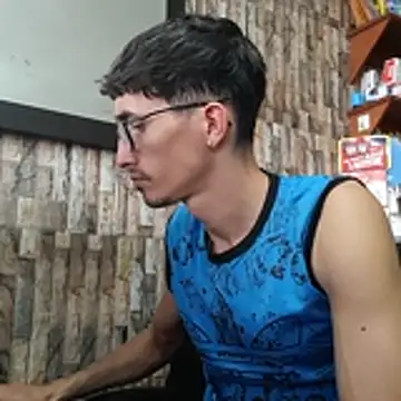 Snapshot of jhosuamoore chatting on 15, 5, 2026 jhosuamoore online show from 15, 5, 2026