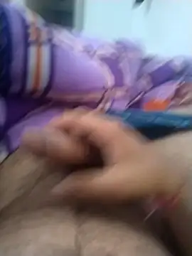 desilund0230 online show from 8, 4, 2026